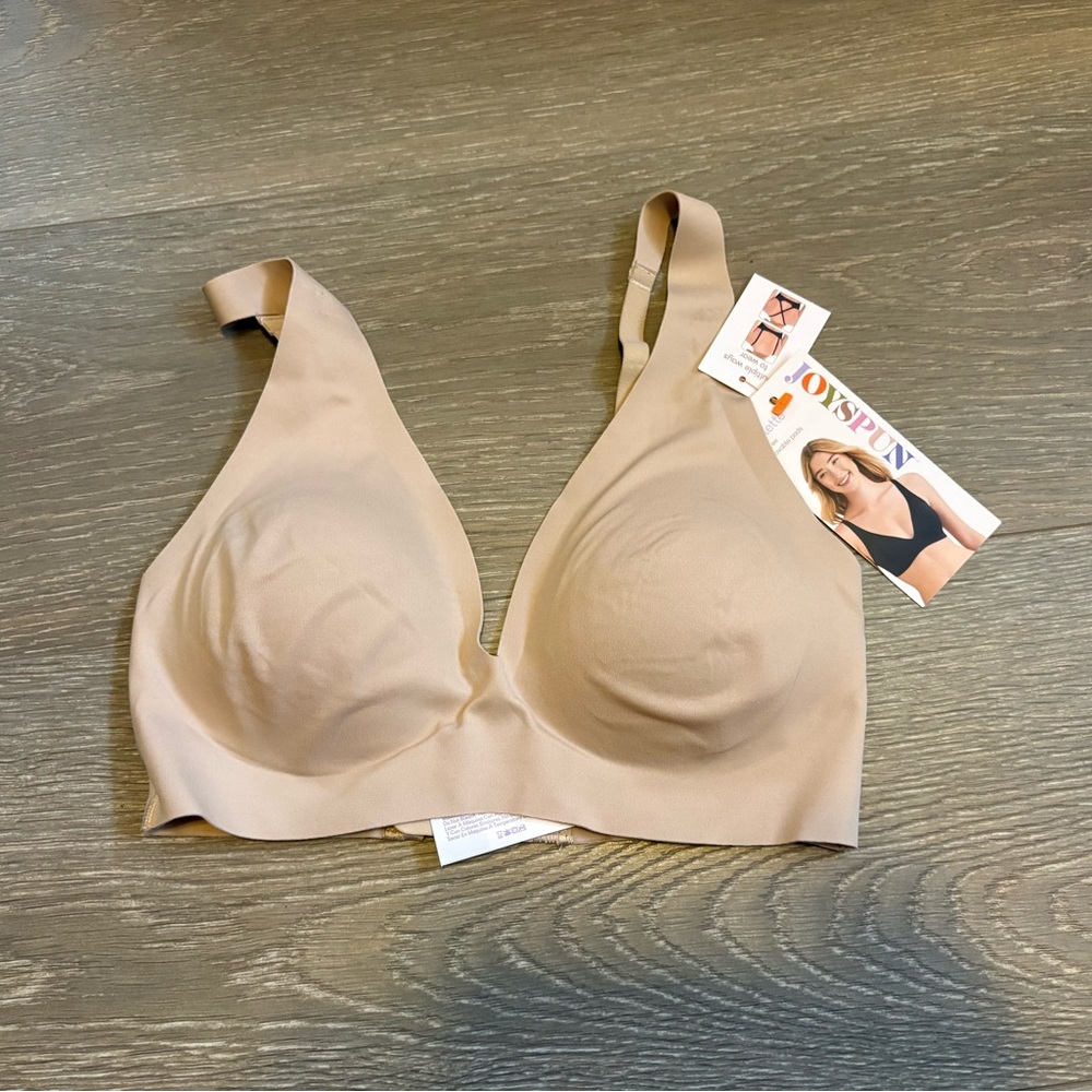 NWT Joyspun Wirelas Bra - Medium